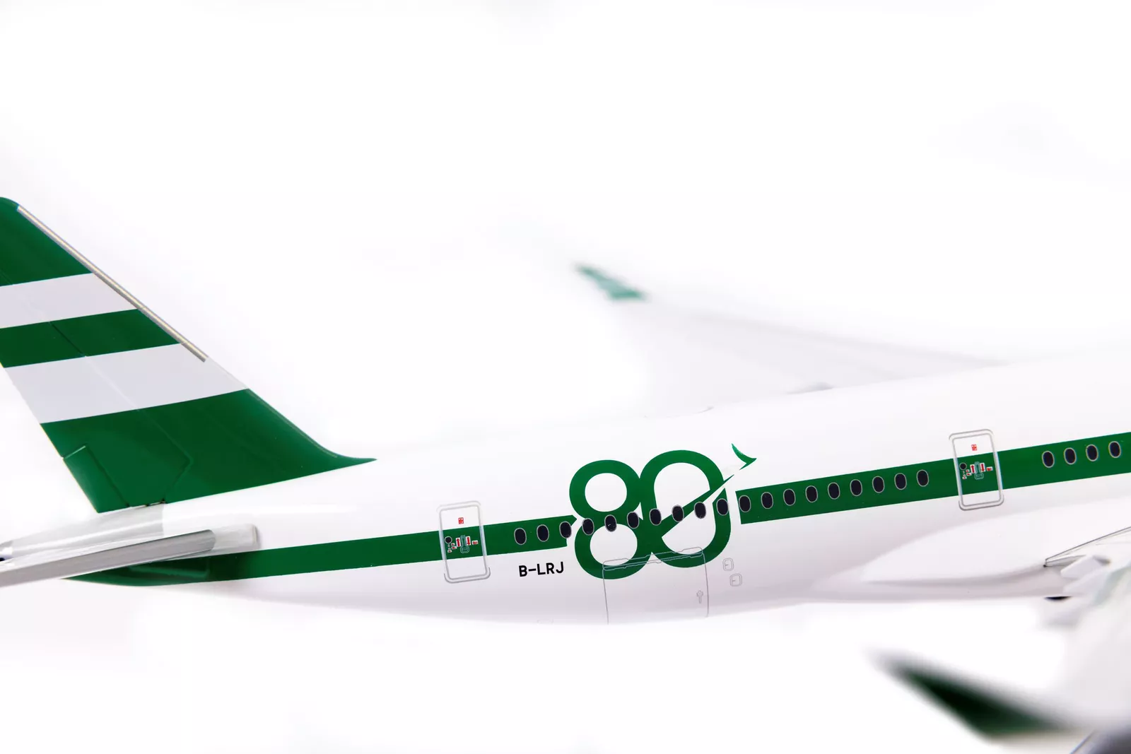 國泰航空 空中巴士A350-900 80週年紀念塗裝模型（1:200）