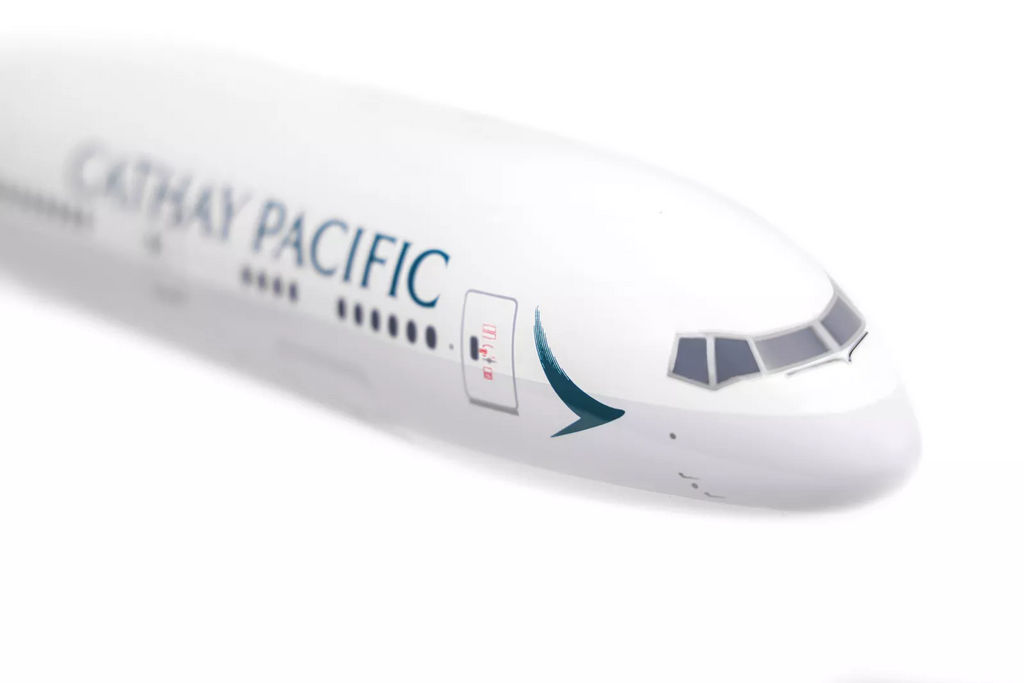 國泰航空 波音777-300ER (1:100) 模型