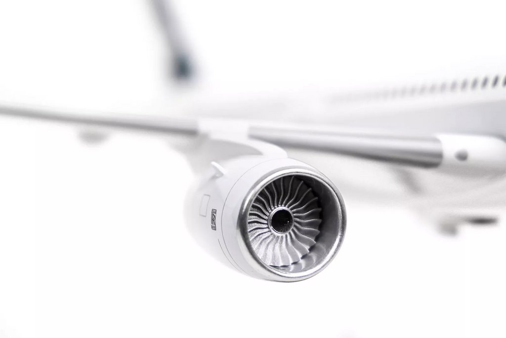 國泰航空 空中巴士 A350-1000 (1:100) 模型